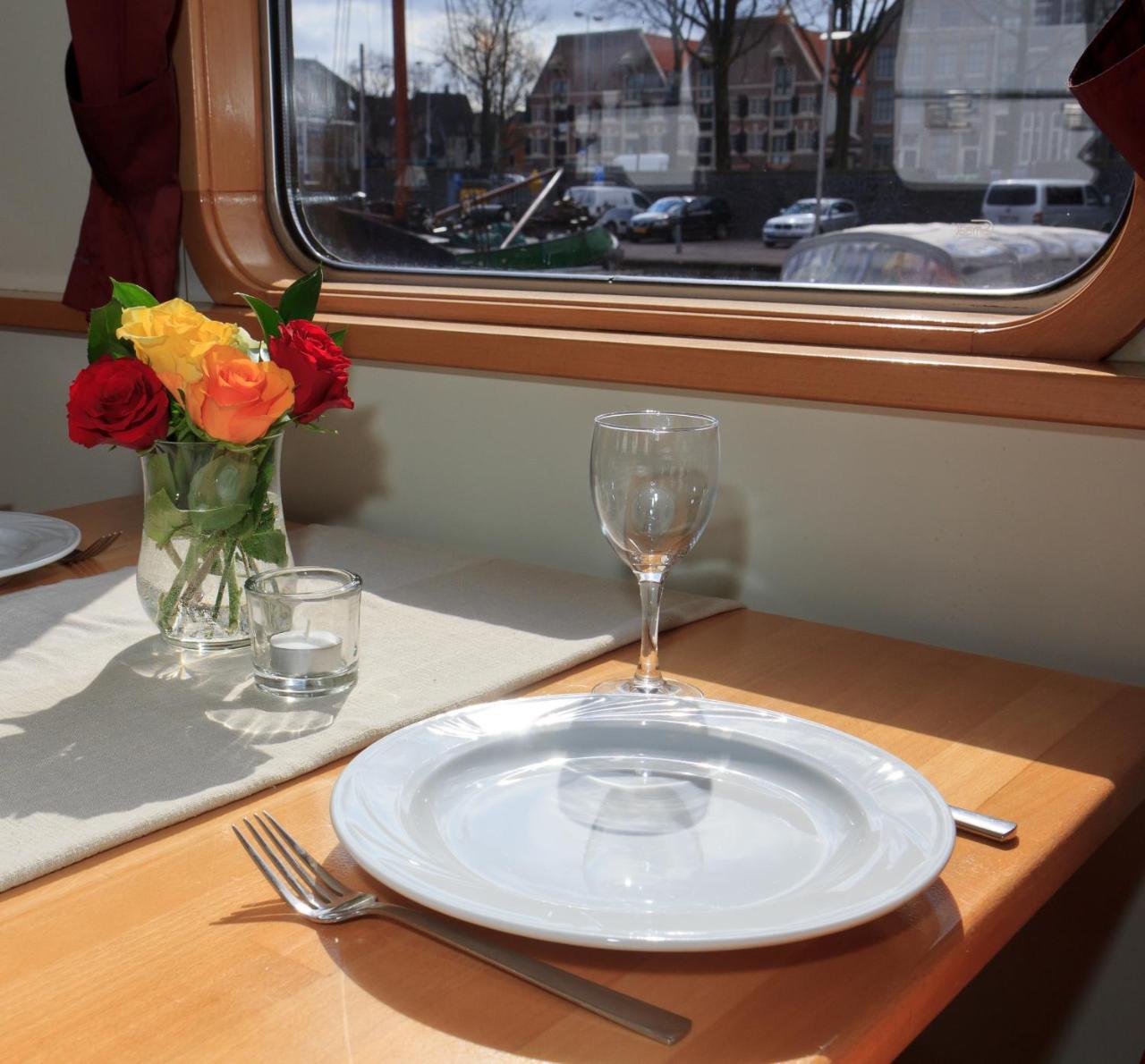 Hotelboat Fleur Amsterdam Exteriér fotografie